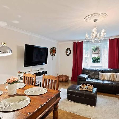 Beautiful And Cosy 2 Bedroom Flat London Exterior photo