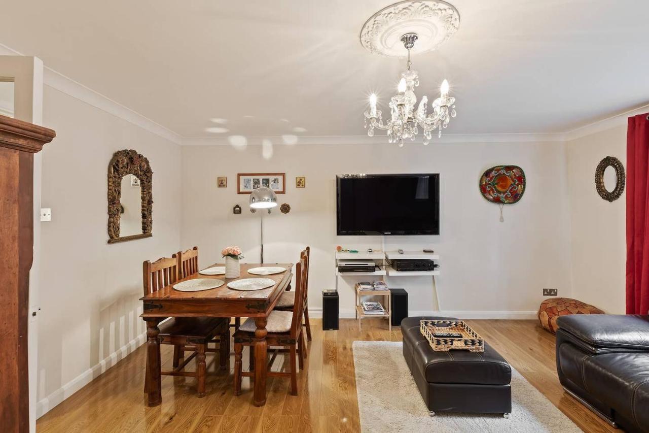 Beautiful And Cosy 2 Bedroom Flat London Exterior photo