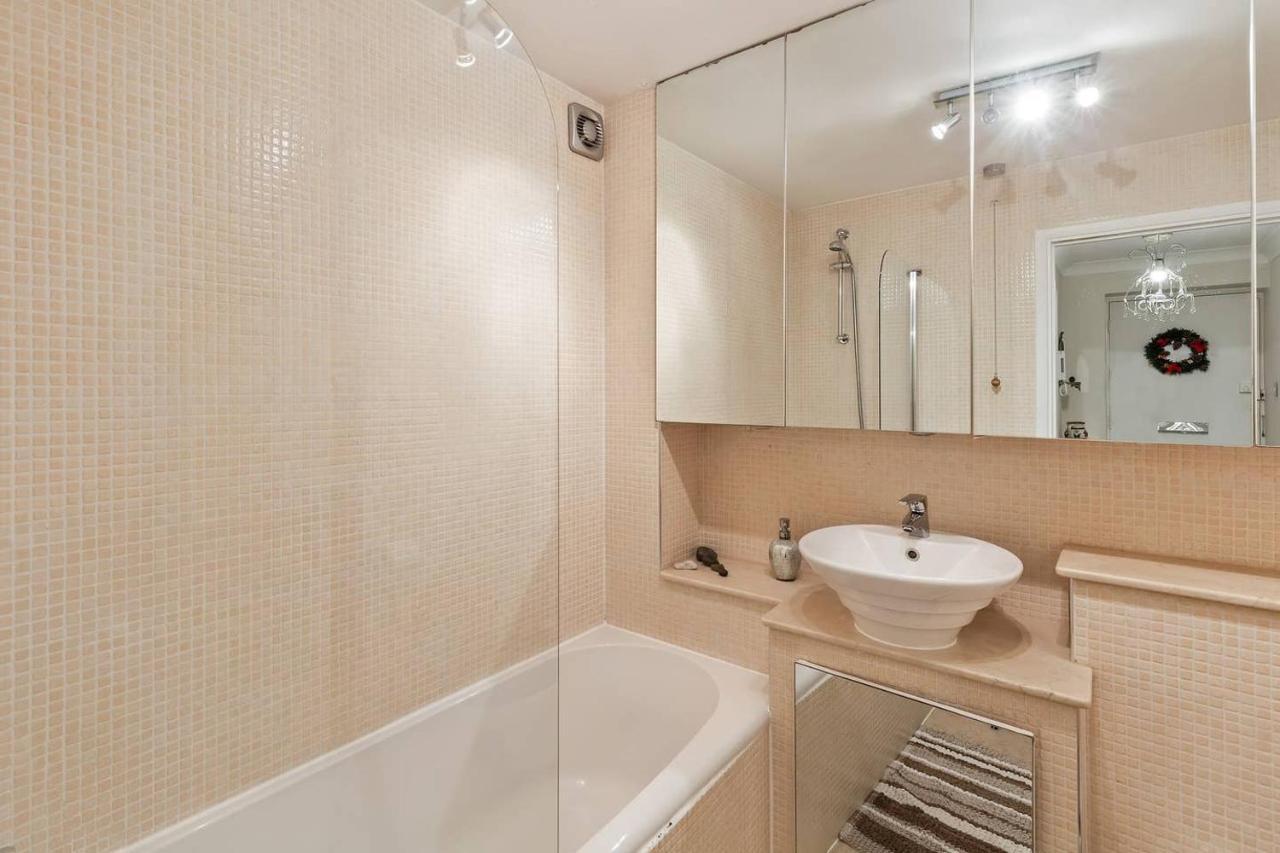 Beautiful And Cosy 2 Bedroom Flat London Exterior photo
