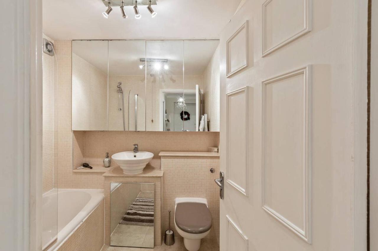 Beautiful And Cosy 2 Bedroom Flat London Exterior photo