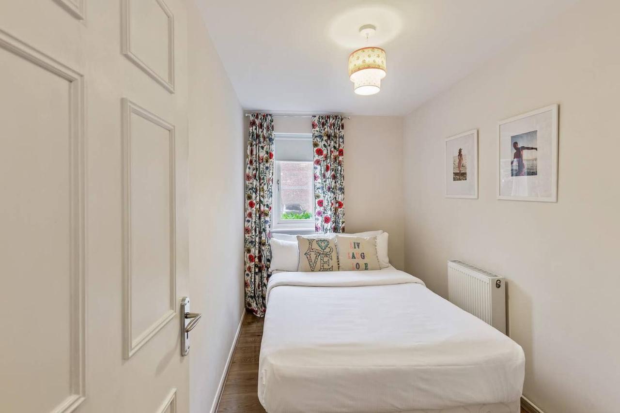 Beautiful And Cosy 2 Bedroom Flat London Exterior photo